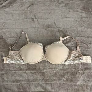 Natori beige lace bra